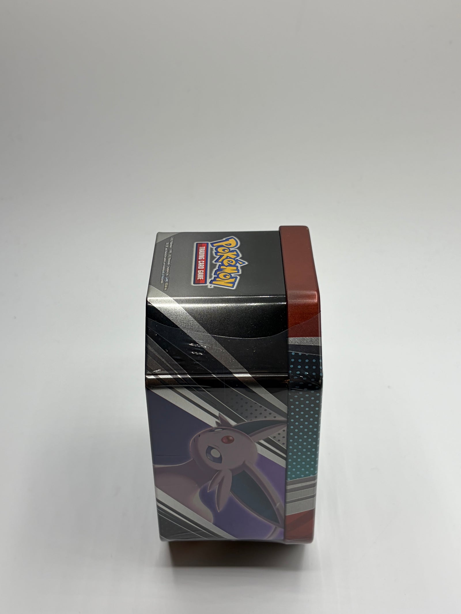 Pokémon TCG: V Heroes Tin - Umbreon V