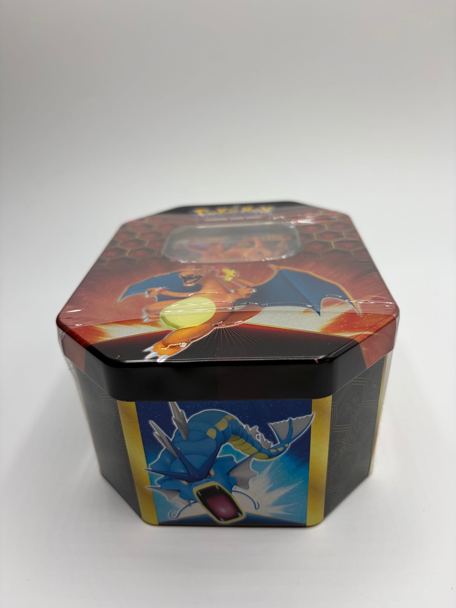 Pokémon TCG Hidden Fates Charizard GX Tin Sealed