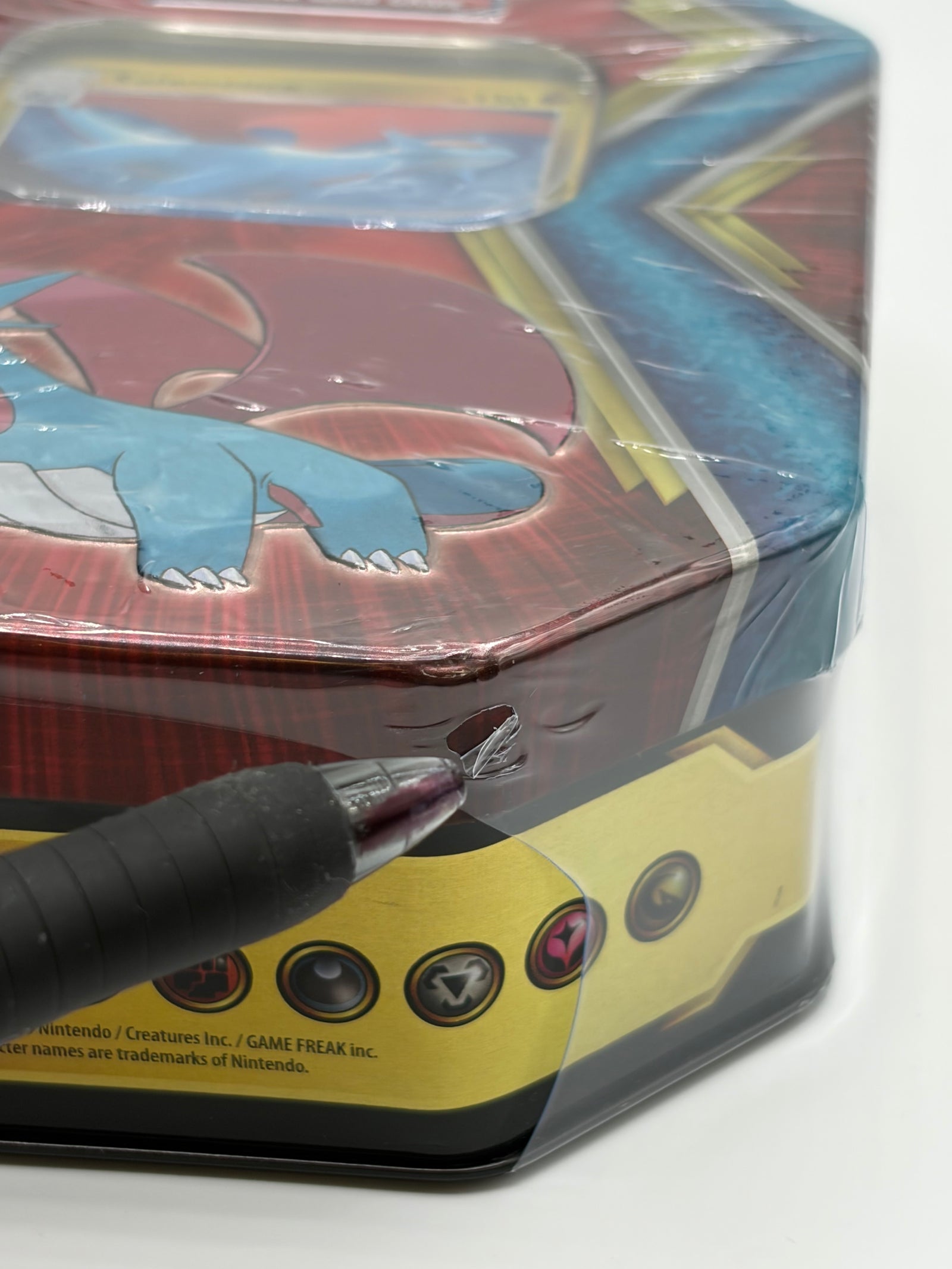 Pokémon TCG 2019 Dragon Tin Salamence SEALED