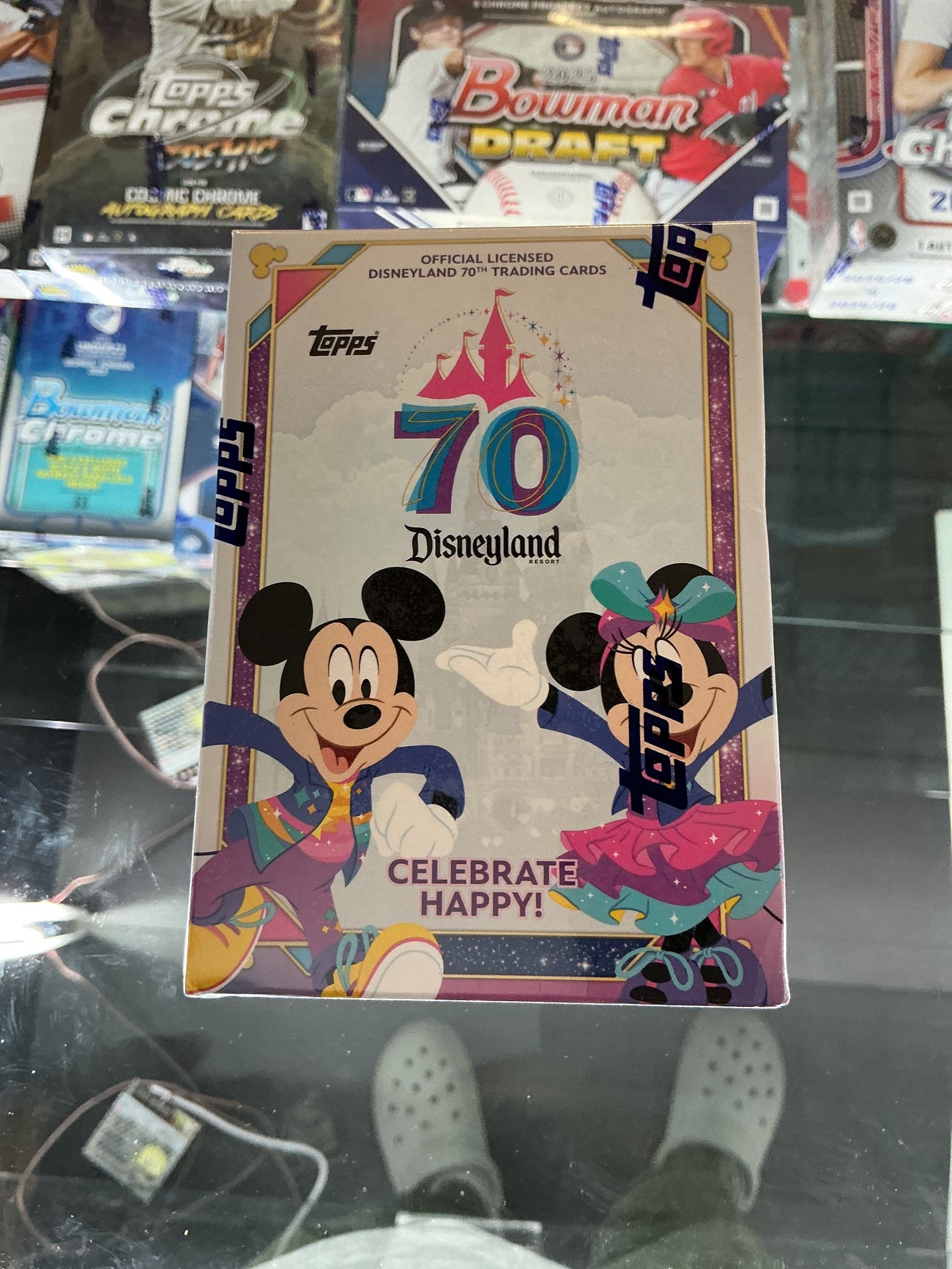 TOPPS 2025 Disneyland blaster box