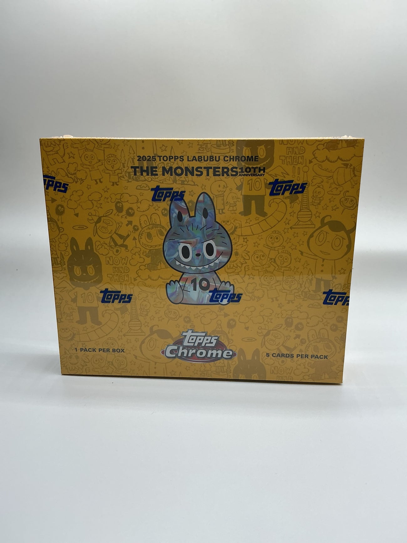 TOPPS X THE MONSTERS LABUBU