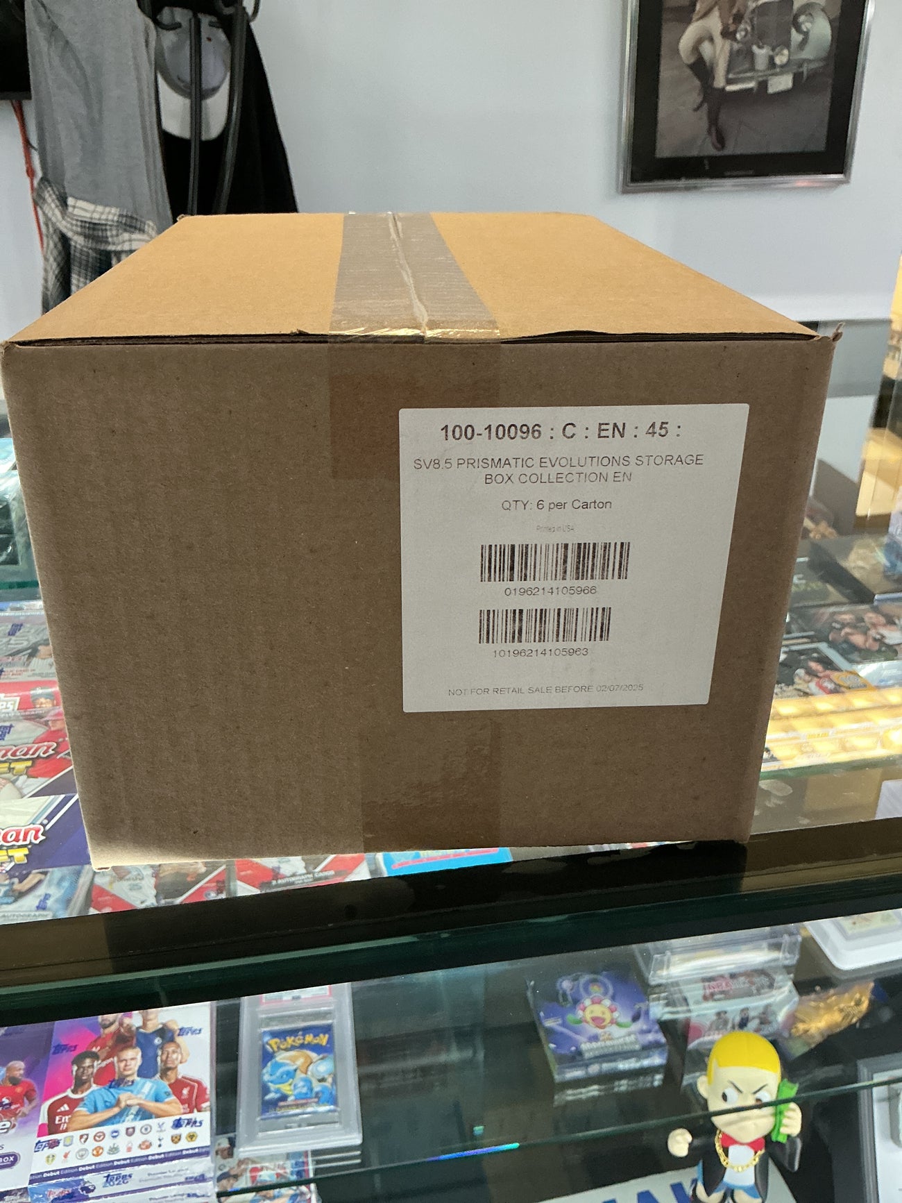 Pokémon prismatic evolution surprise box case
