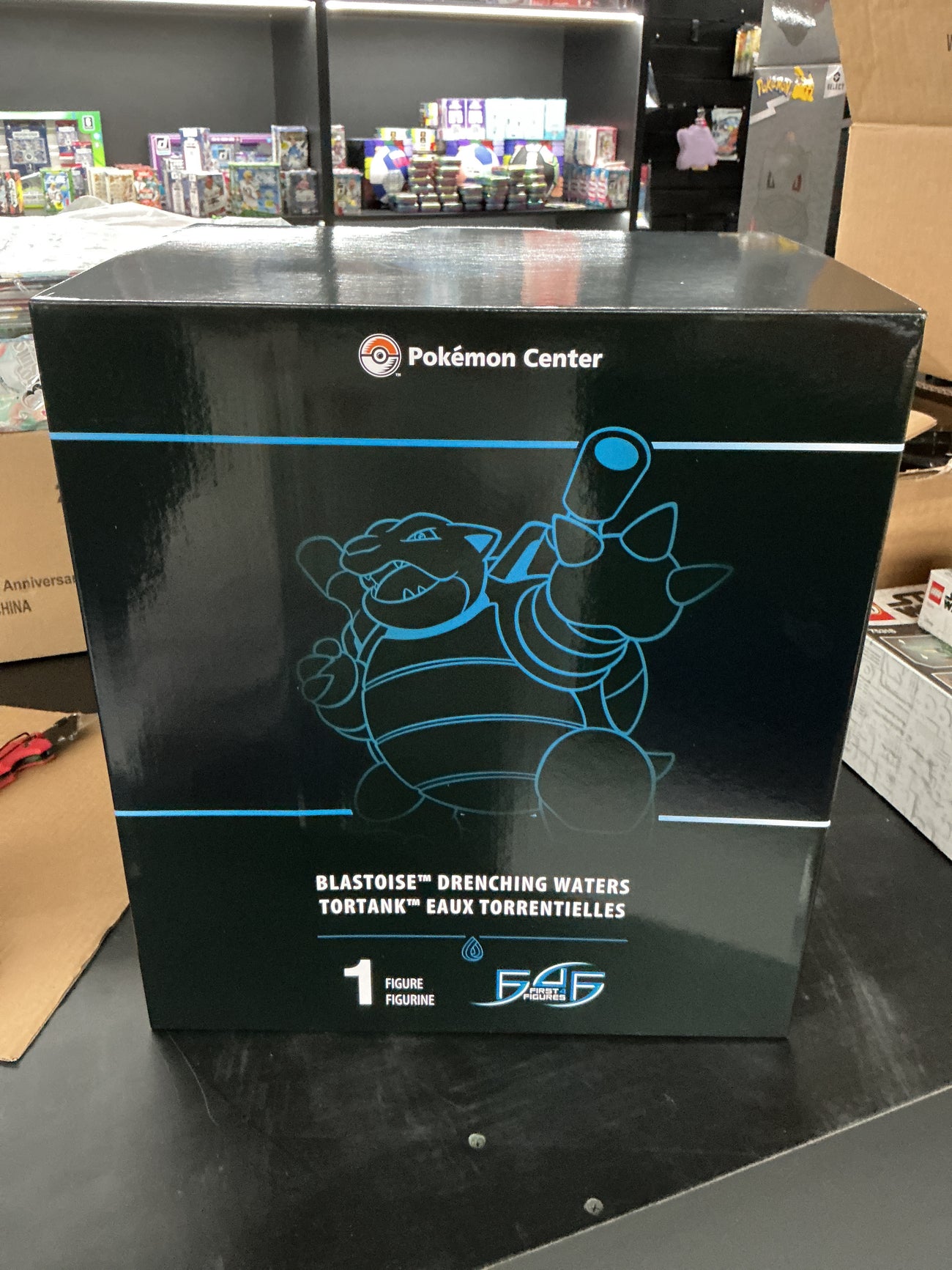 Pokémon Center, BLASTOISE figure