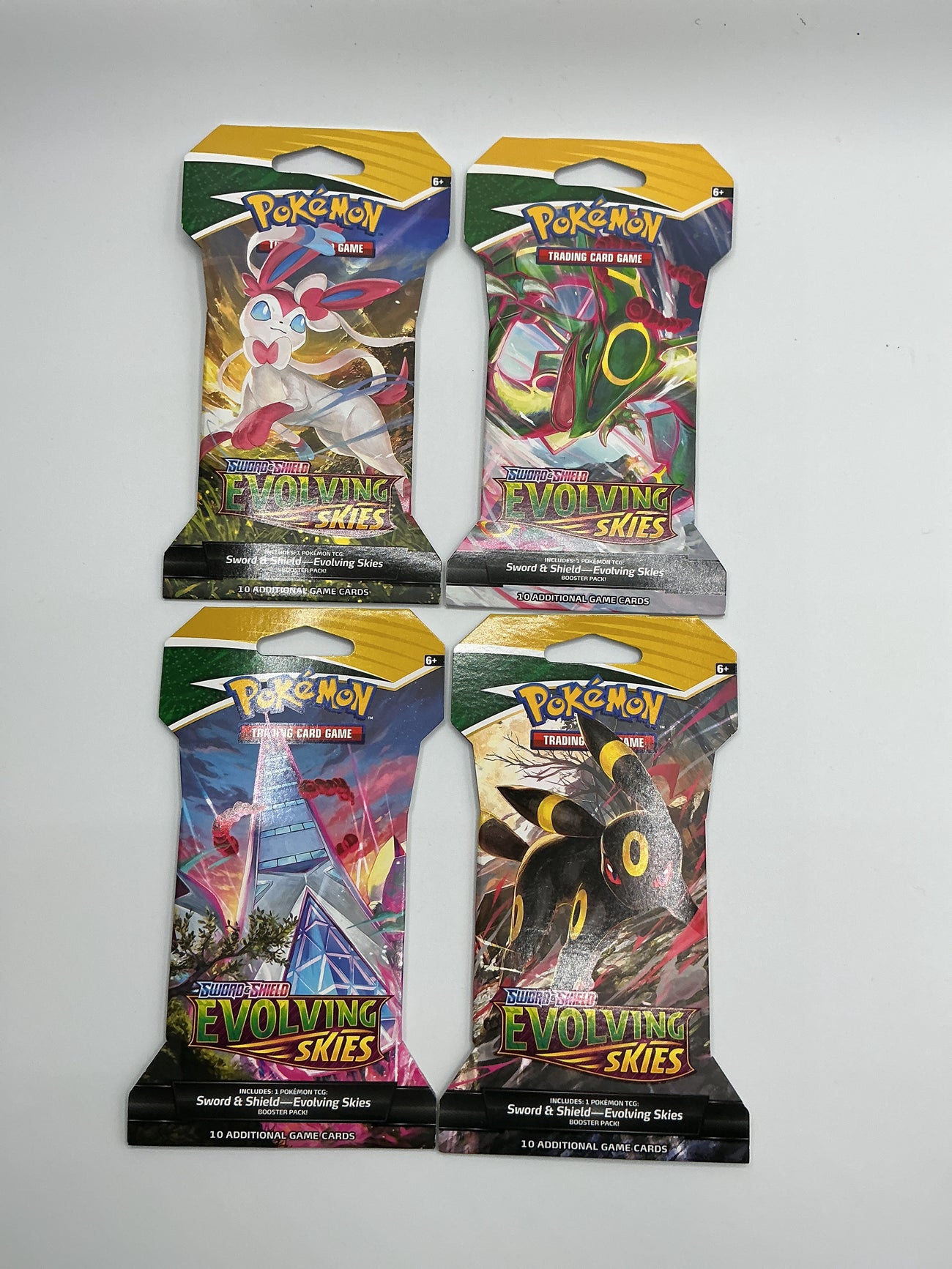 Evolving skies booster pack