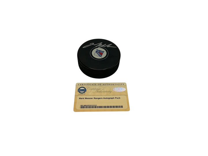 Mark Messier Rangers autograph puck