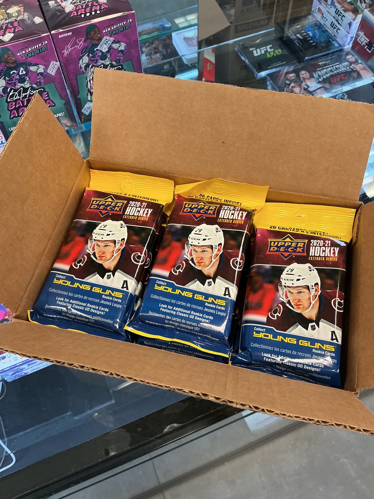 2020-21 upper deck NHL extended series fat pack