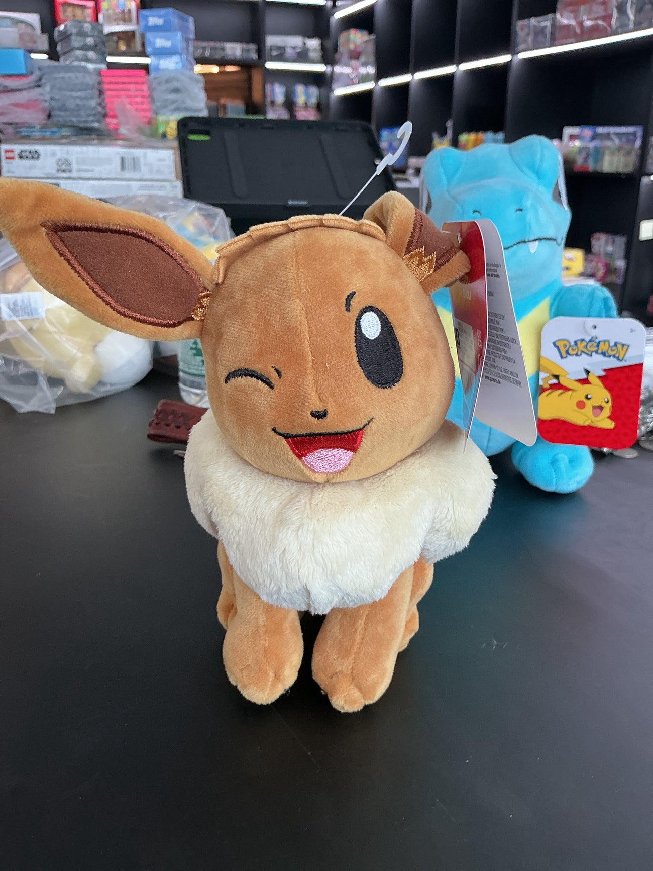 Pokémon EEVEE WINKIN 8 INCH PLUSH