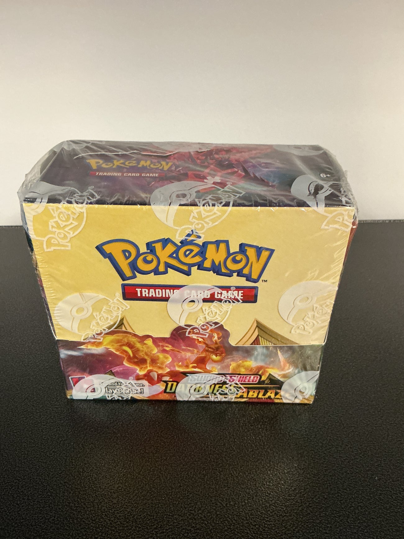 Darkness Ablaze booster box